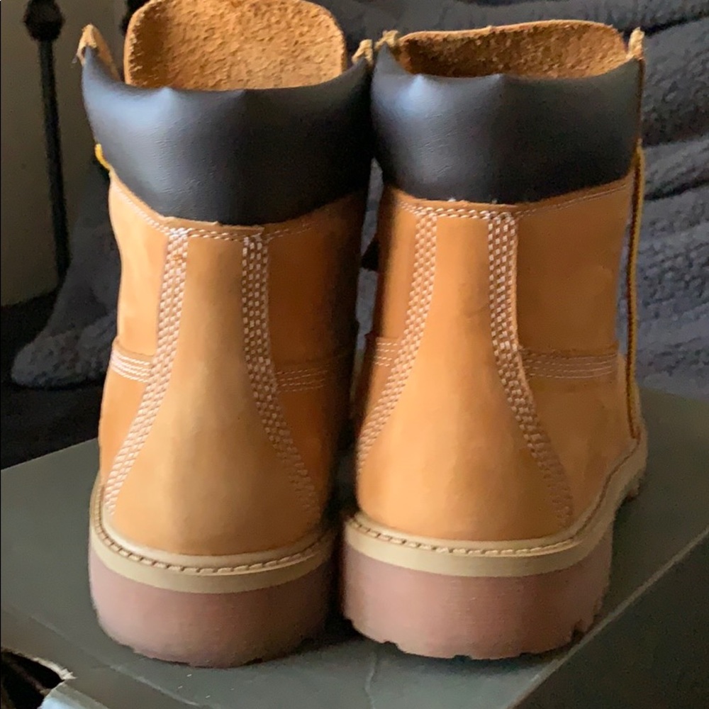 Timberlands - Picture 3 of 4